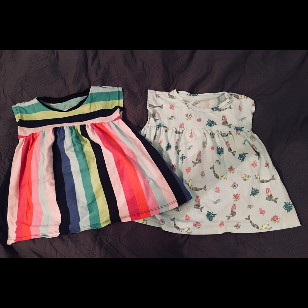 2 like new Baby Gap babydoll tips 2T EUC